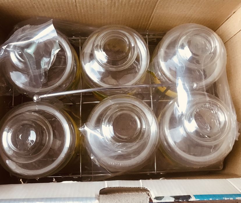 Продам набор из 6 баночек.