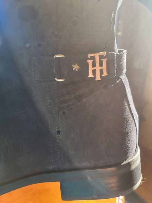 Сапоги Tommy Hilfiger. 41 розмір