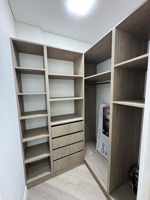 Продам 2 кімнатну із функцією 3 кімнатної у ЖК бізнес-класу із газом