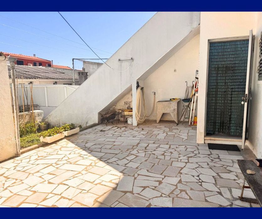 Apartamento com LOGRADOURO para VENDA no FEIJÓ, Almada
