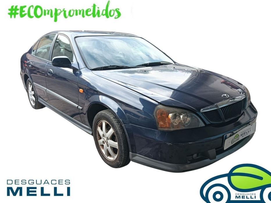 Guarda-Lamas Frente Direito Daewoo Evanda