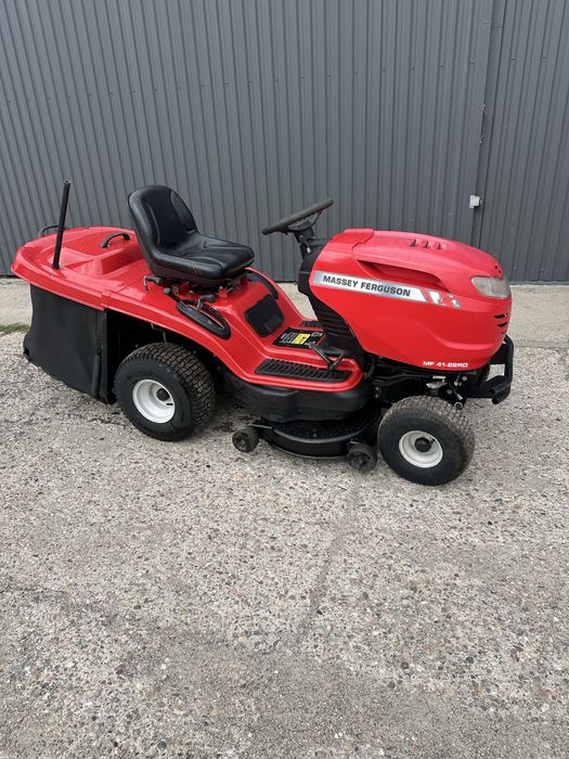 Traktorek kosiarka MASSEY FERGUSON MF41-22 22KM KAWASAKI V2