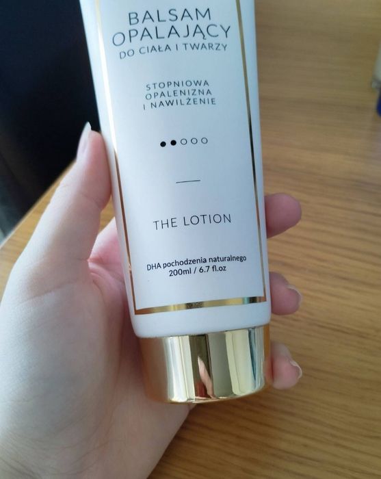 Tan Expert balsam opalający do ciała i twarzy