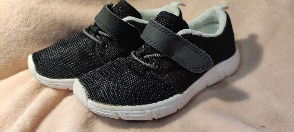 Kapcie 27 H&M Sneacersy 27 kapcie 27
