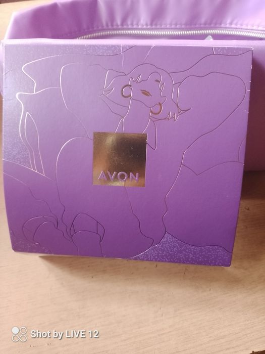 Zestaw kosmetyków chwila relaksu avon