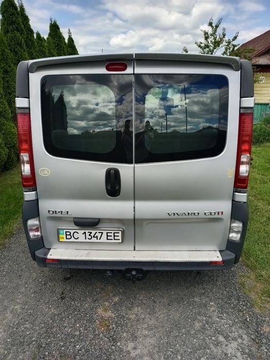Opel vivaro.2.0.tdci