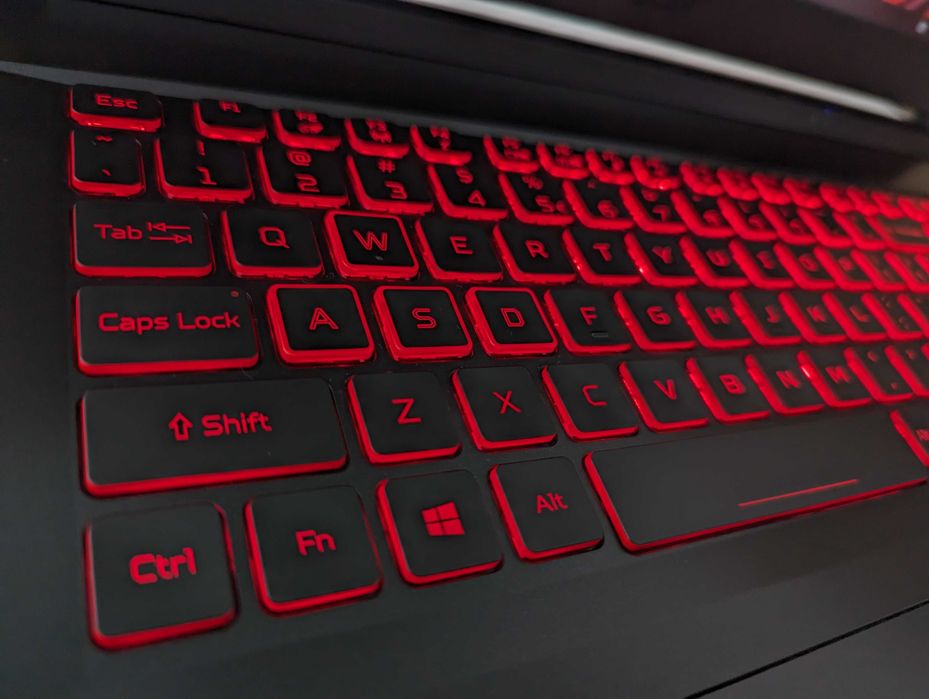 LAPTOP GAMINGOWY Acer Nitro RTX 3050 Ti Ryzen 5 5600H 144hz Komputer