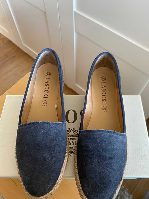 Granatowe zamszowe espadryle