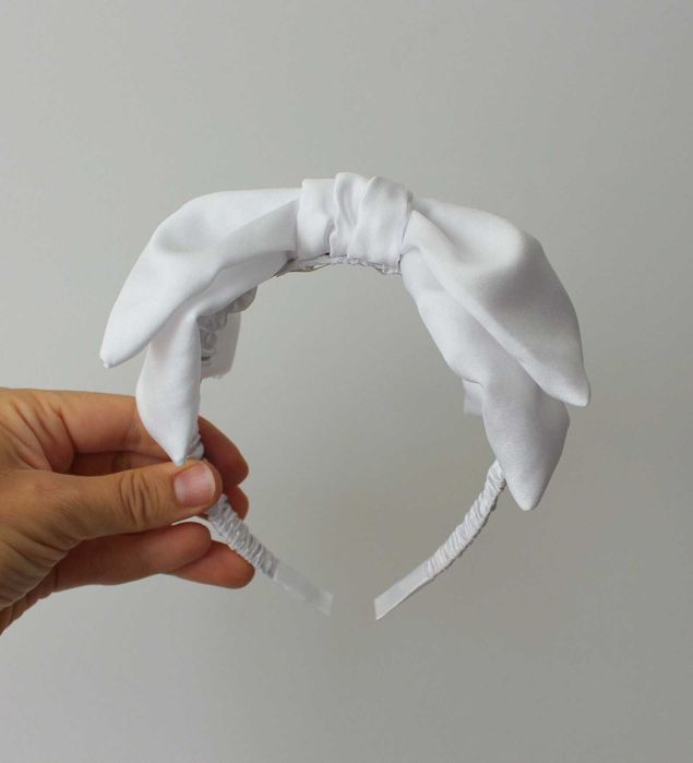 Bandolete artesanal com laço