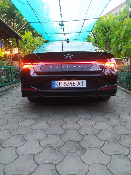 Продам Хюндай Елантра 2021 гібрид