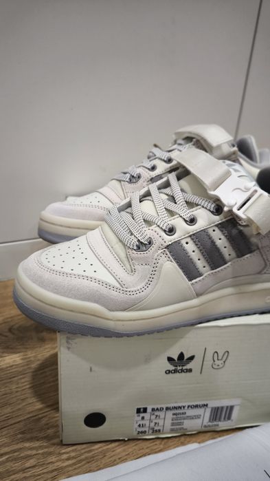 Sapatilhas Adidas x Bad Bunny