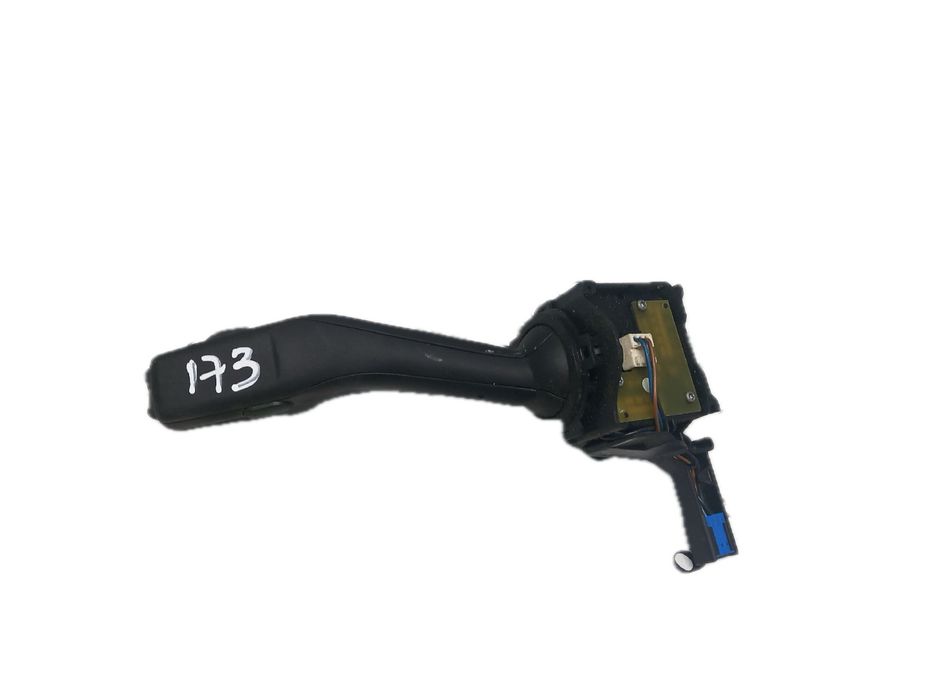 Manípulo do limpa vidros VOLKSWAGEN Golf V (1K1)