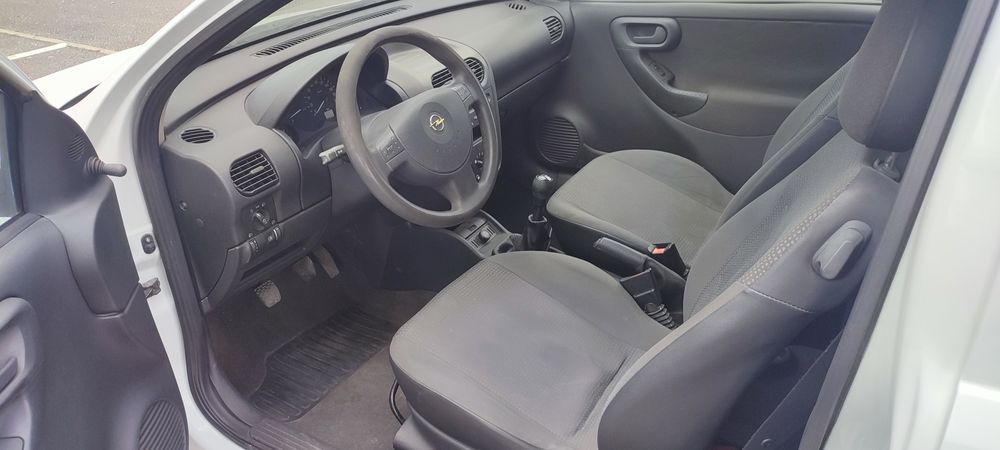Opel Corsa C 1.7 DI  Isuzu