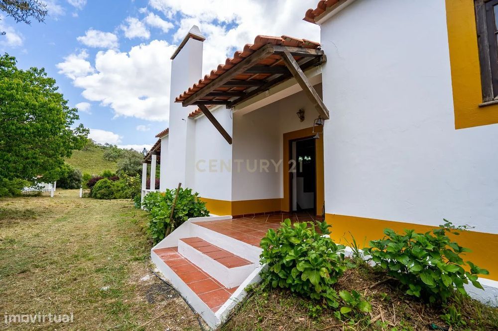 Moradia rústica T4 em Relíquias, Odemira (Beja)