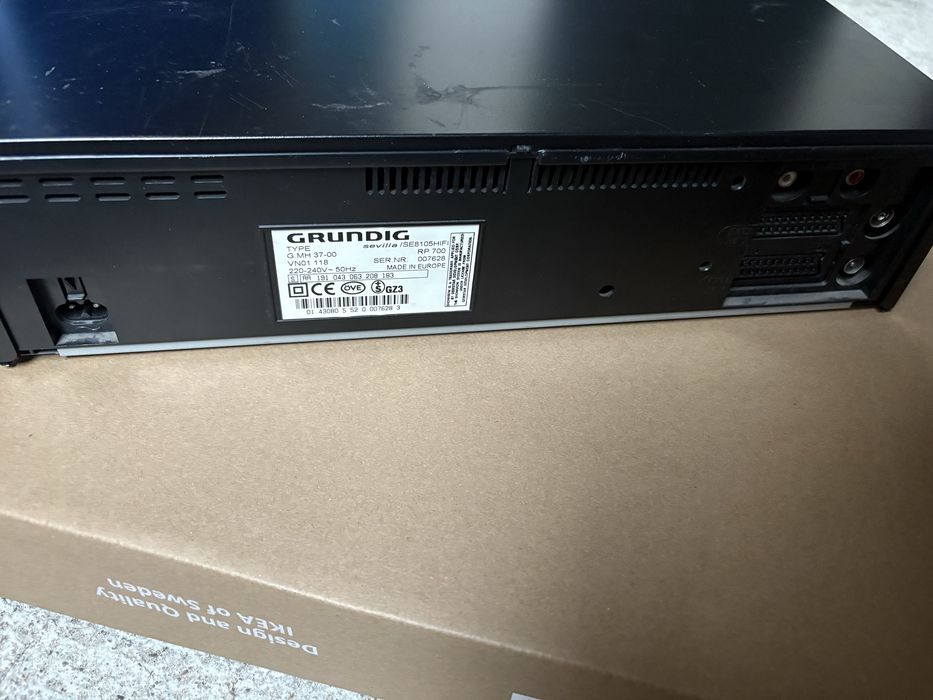 Magnetowid Grundig SE 8105