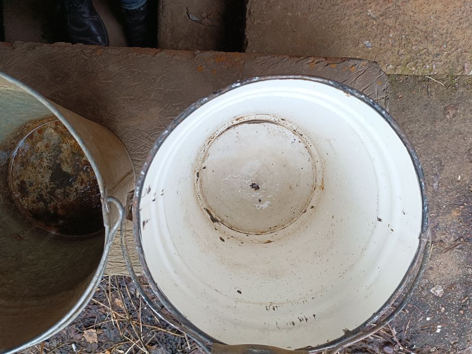 Контейнер пищевой.Кастрюля 2.5 л.Ведра оцинкованные