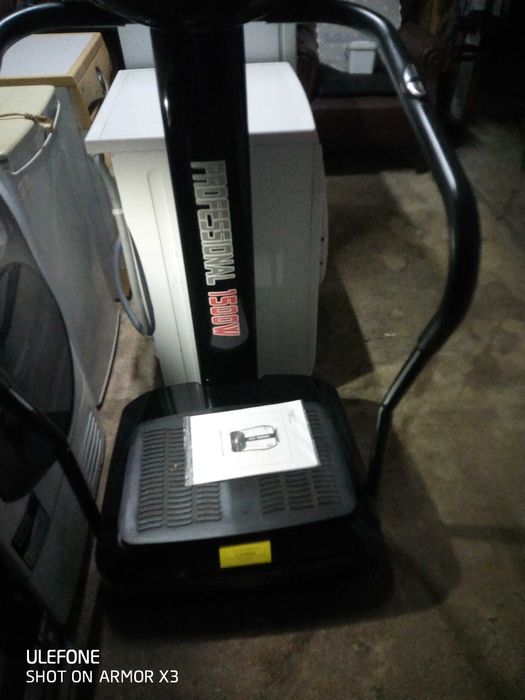 Maquina Fitness Vivratória Proficional