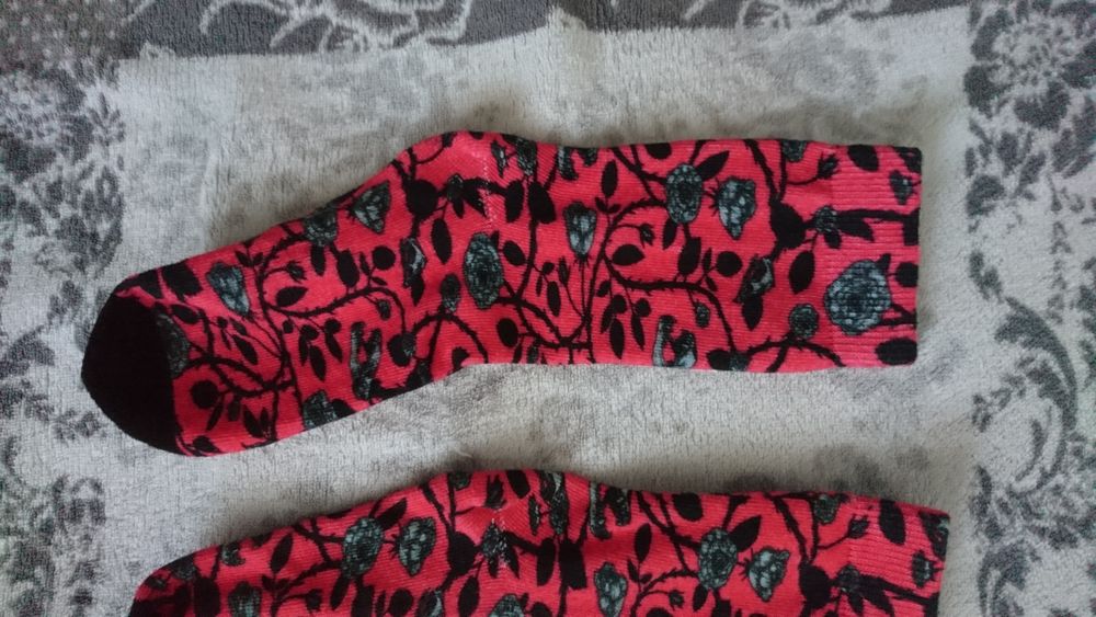 Medicine skarpetki z nadrukiem goth róże kwiaty gothic alt alternative