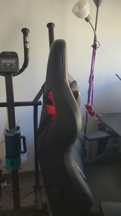Cadeira Gaming + Mesa