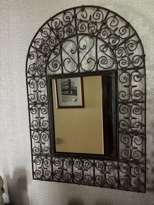 Espelho  Árabe Oval com moldura trabalhada