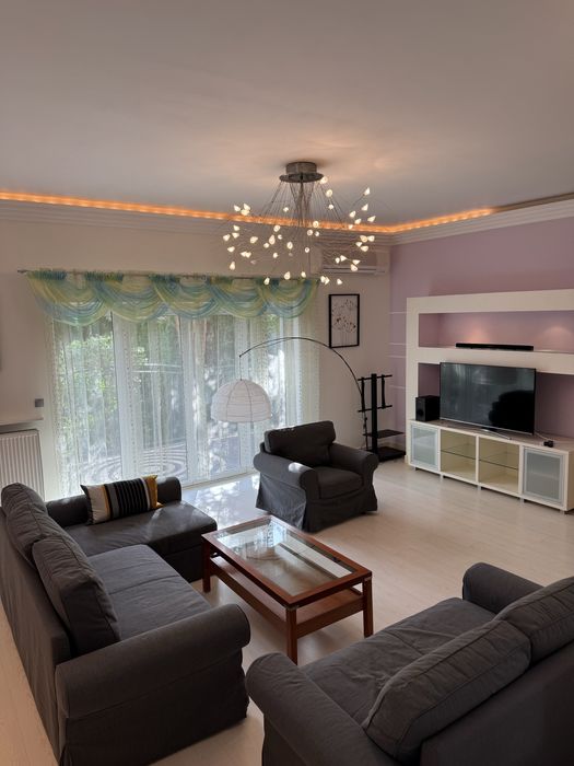 Przestronny dom z ogrodem dla rodziny - 240m2, 6 pokoi, garaż