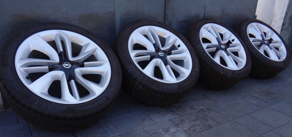 Oryginalne alufelgi Opel 17 cali 4x100 Corsa Astra Meriva, opony 7,5mm