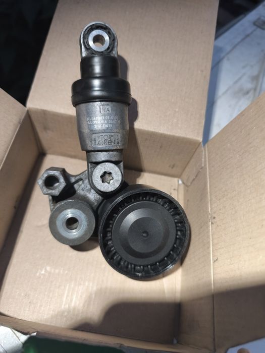 Механизм натяжения ремня генератора СХ-5,2015,2.5 бензин