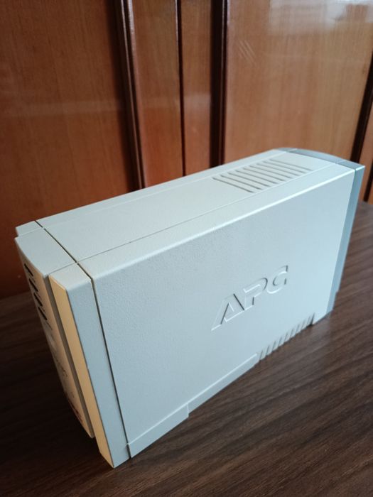 UPS APC Back-UPS CS 500 — Джерело безперебійного живлення. ДБЖ.