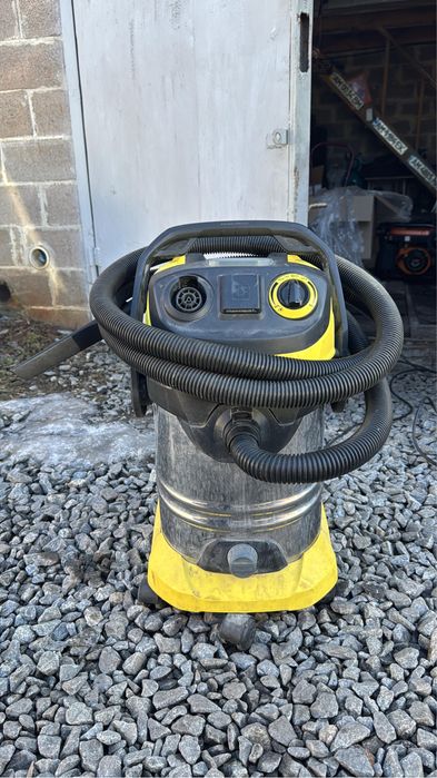 Промышленый пылесос Karcher wd6 mv6