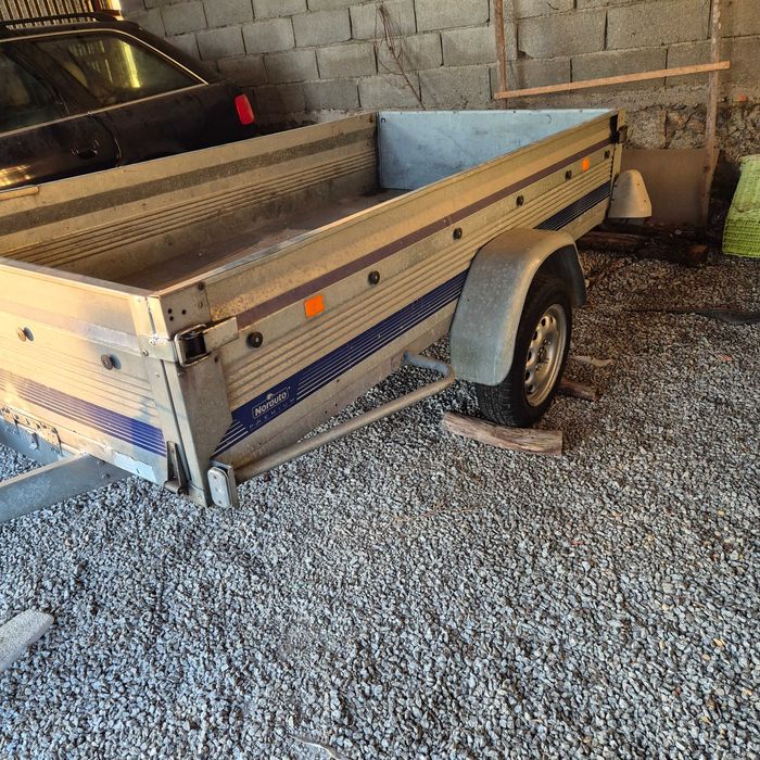 Reboque atrelado 2,5m x1,28