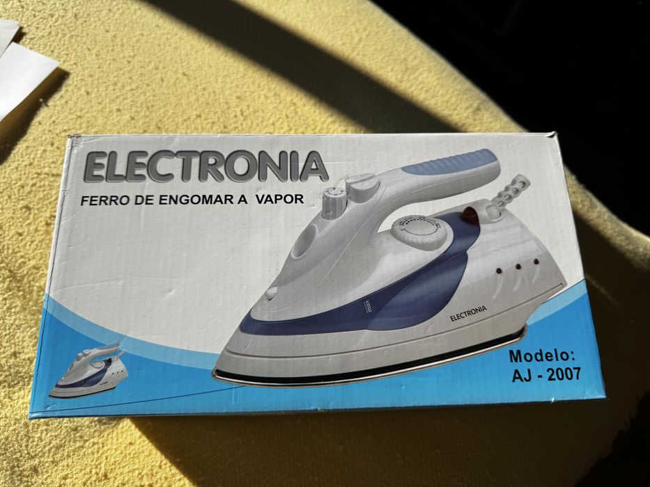 Ferro Engomar Electronia 2000w