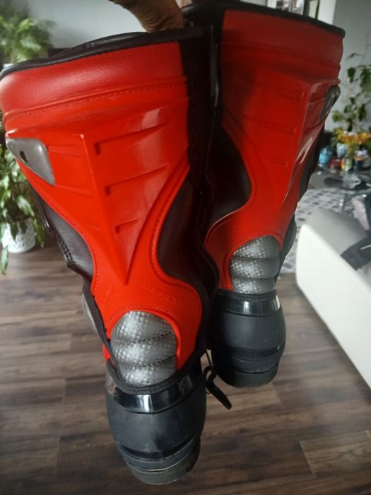 Sprzedam buty firmy forma