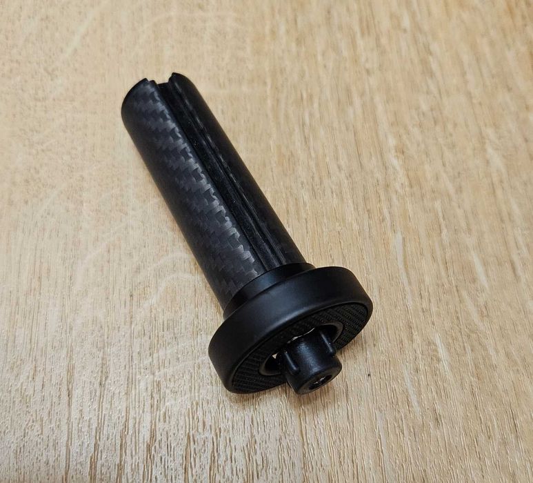 Karbonowy statyw fotograficzny Induro GTT104M1 z głowicą BHM1