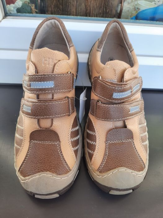 Nowe buty dziecięce na rzepy Haker, rozm.35, dł wkł.22cm