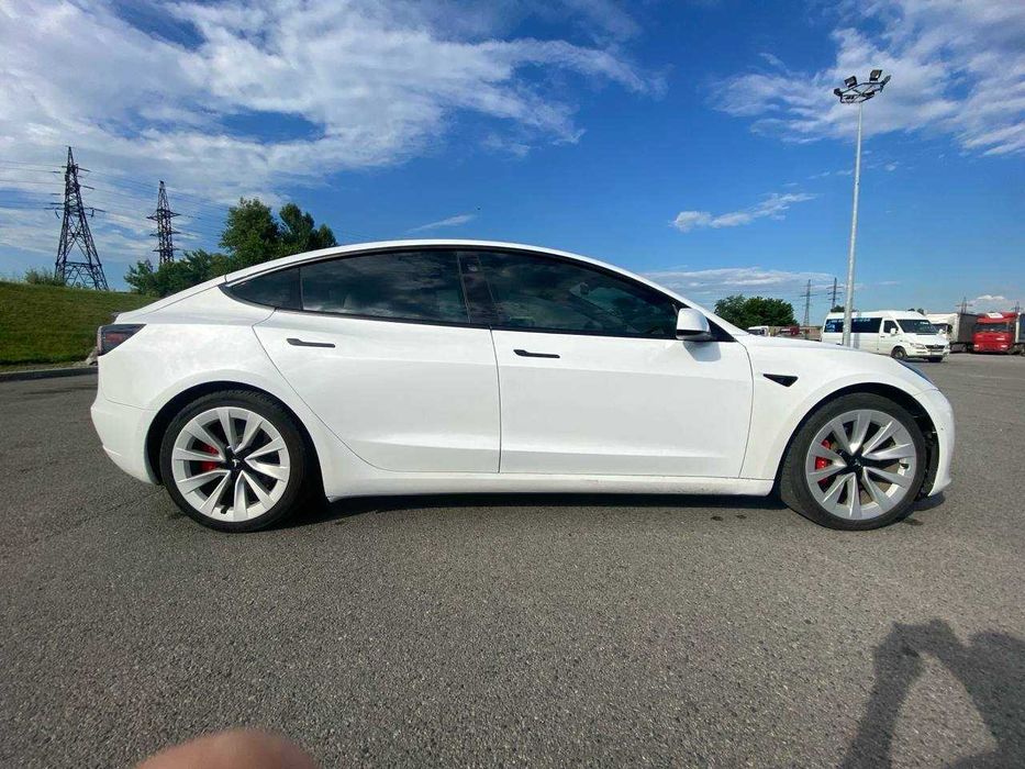Tesla Model 3 Performance 2021