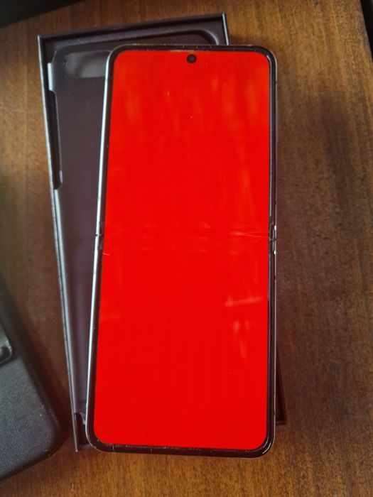 Samsung galaxy Z Flip 5 8/512