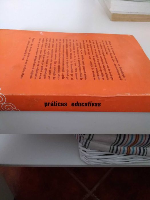Educational Practices and Jean Drevillon's Operational Thinking64551348924289122