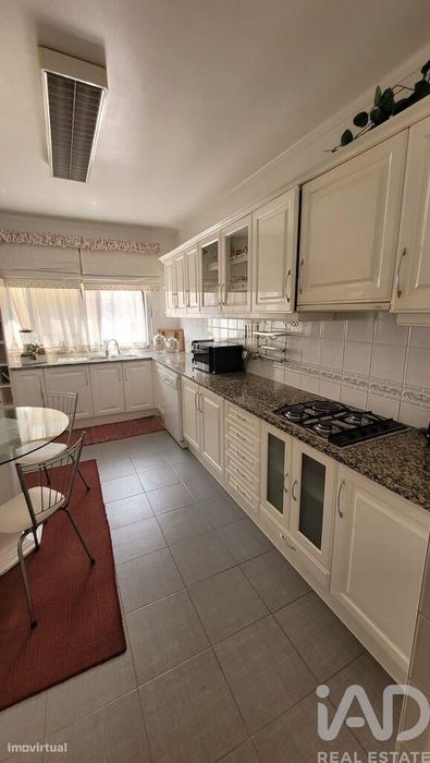 Apartamento T3 em São João Baptista