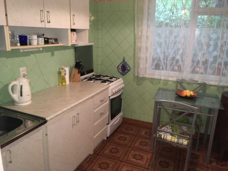 Трехкомнатный дом в Аркадии 6 мест. Газ Солнечная станция Генератор.