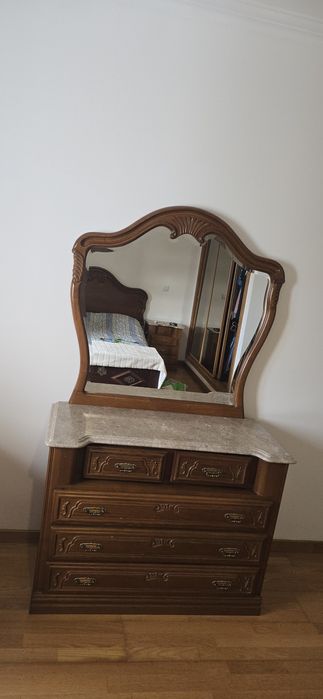 Cama de casal impecável