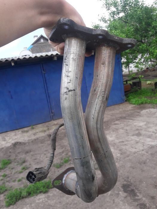 Труба прийомная с лямба-зондом ваз 21099