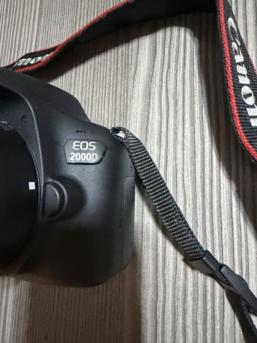 Canon EOS 2000D zestaw KIT