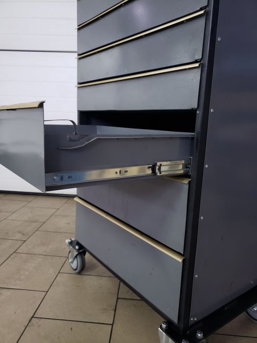 Тележка инструментальная, высокая,