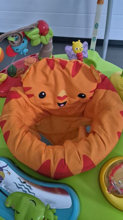 Saltitão bebé. Excelente estado