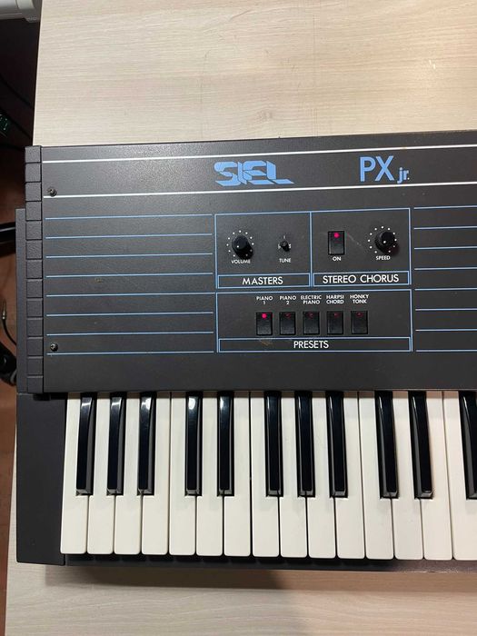 Piano analógico SIEL PXjr / Sequencial Pianoforte