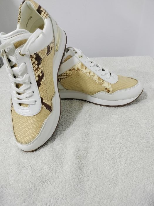 Vende-se tênis novos da marca Michael Kors originais para mulher