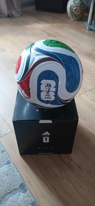 Piłka adidas fifa 2026