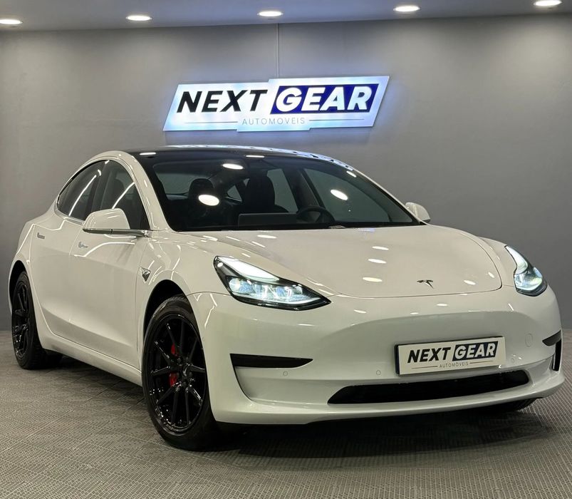 Tesla Model 3 Standard Range Plus RWD
