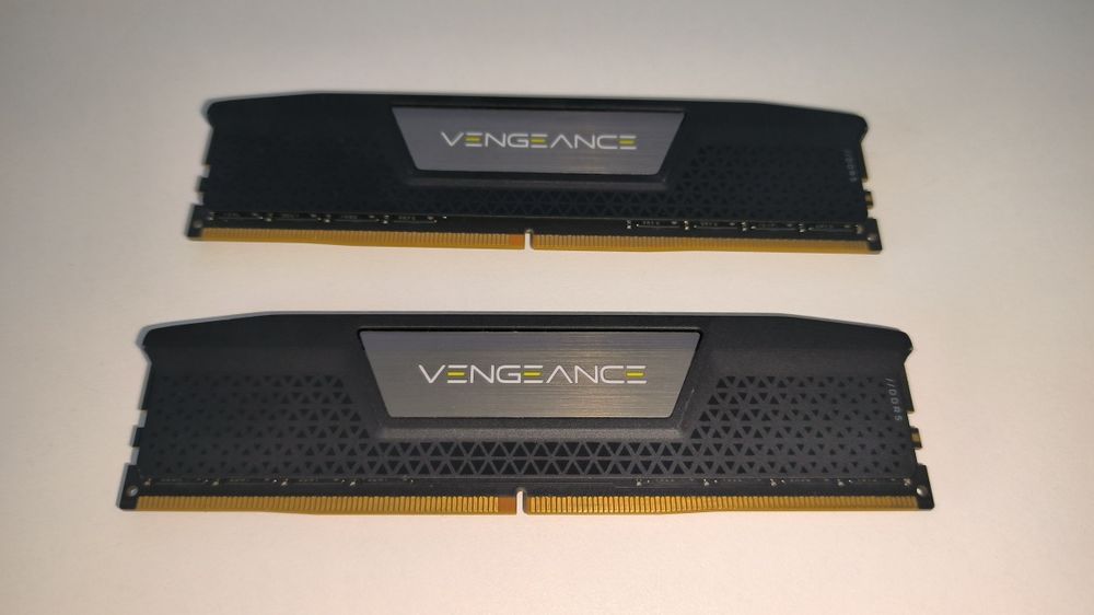 Ddr5 64gb kit corsair vengeance 5600cl40