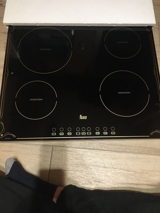 Plyta indukcyjna Teka uszkodzona
